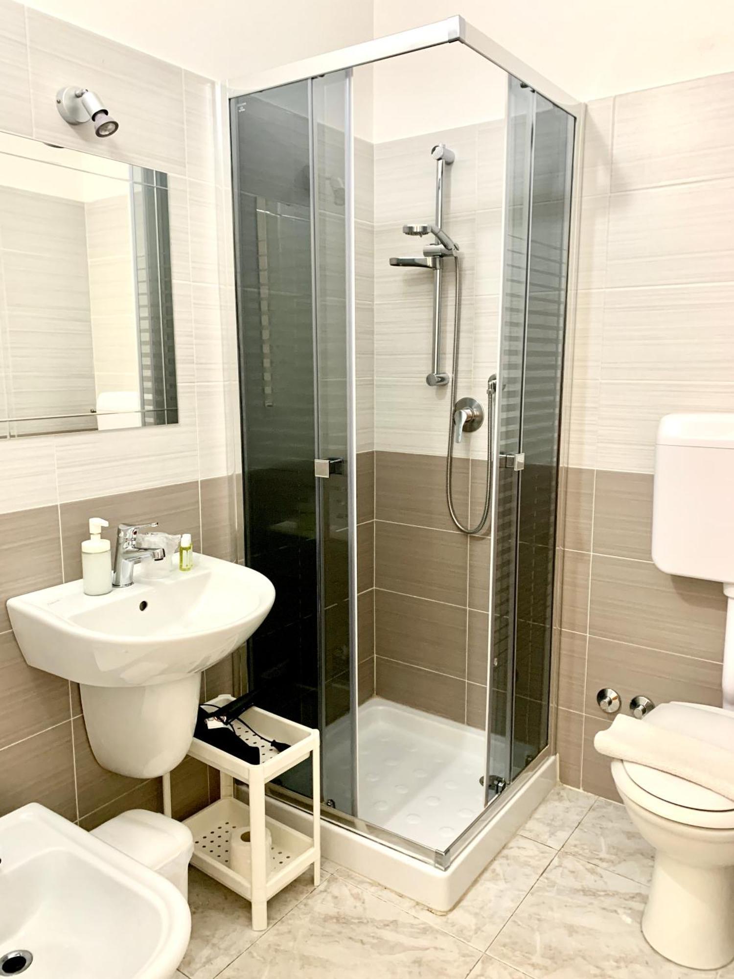 Le 4 Stagioni Rooms 滨海弗兰卡维拉 外观 照片